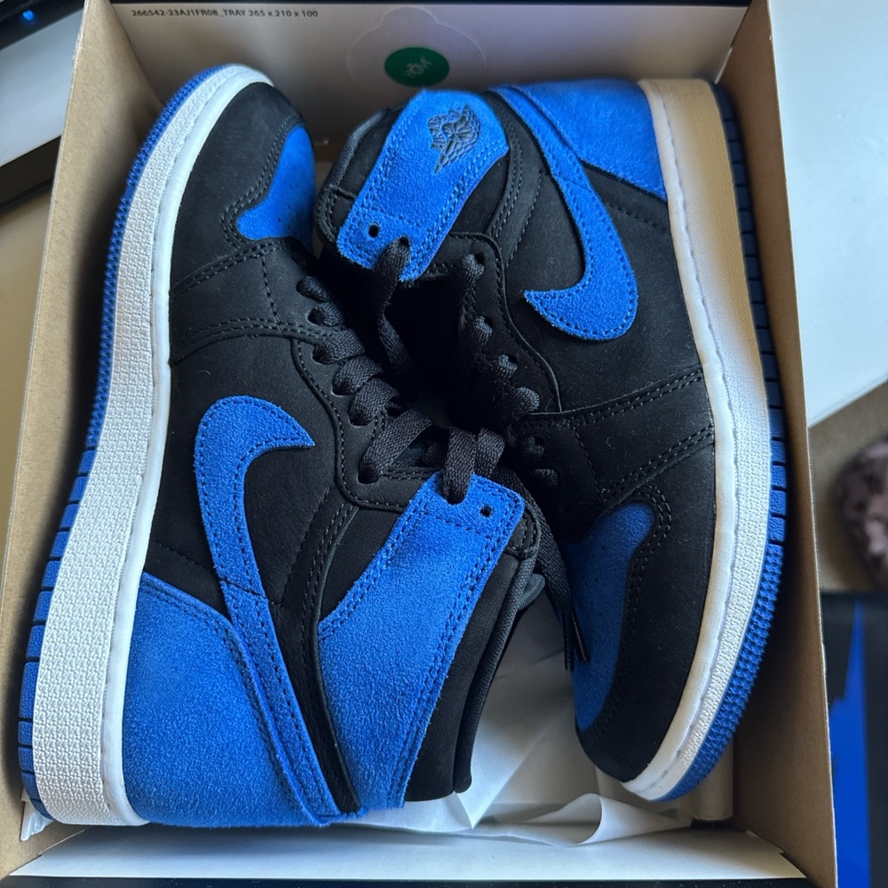 Jordan 1 Retro High OG
Royal Reimagined